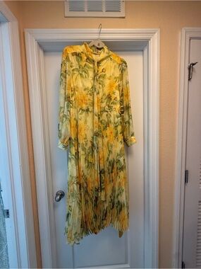 Floral Yellow Pleated Long Sleeve Midi Dress